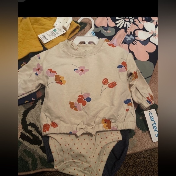 Carters Baby Girl lot 6 months - Picture 2 of 8